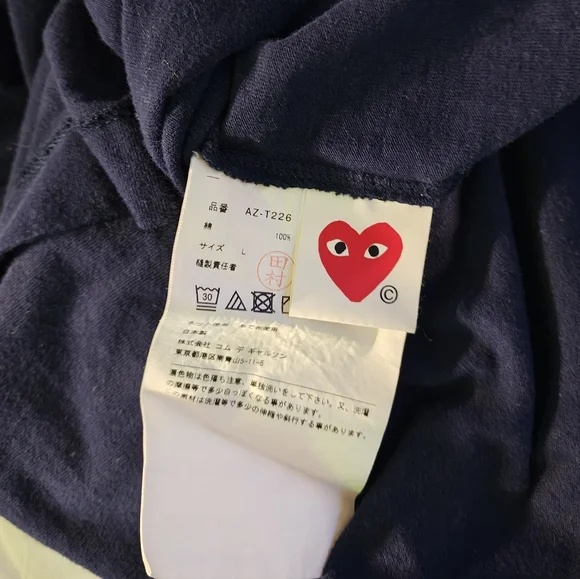 Comme Des Garcons Play Double Heart T-Shirt - Picture 4 of 4